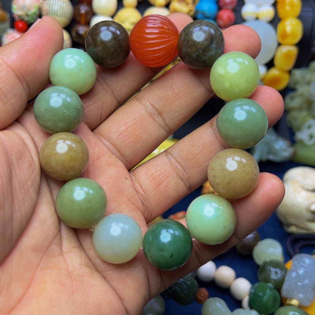 未镶嵌和田玉挂件