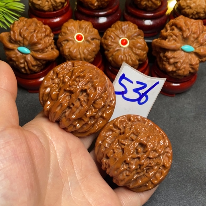 文玩核桃把件45楼下的536