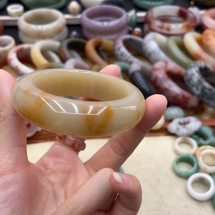 石英质玉圈口52未镶嵌?*静