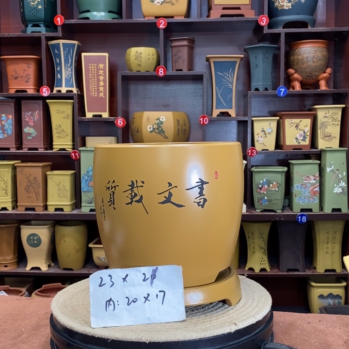 紫砂花盆紫砂花盆