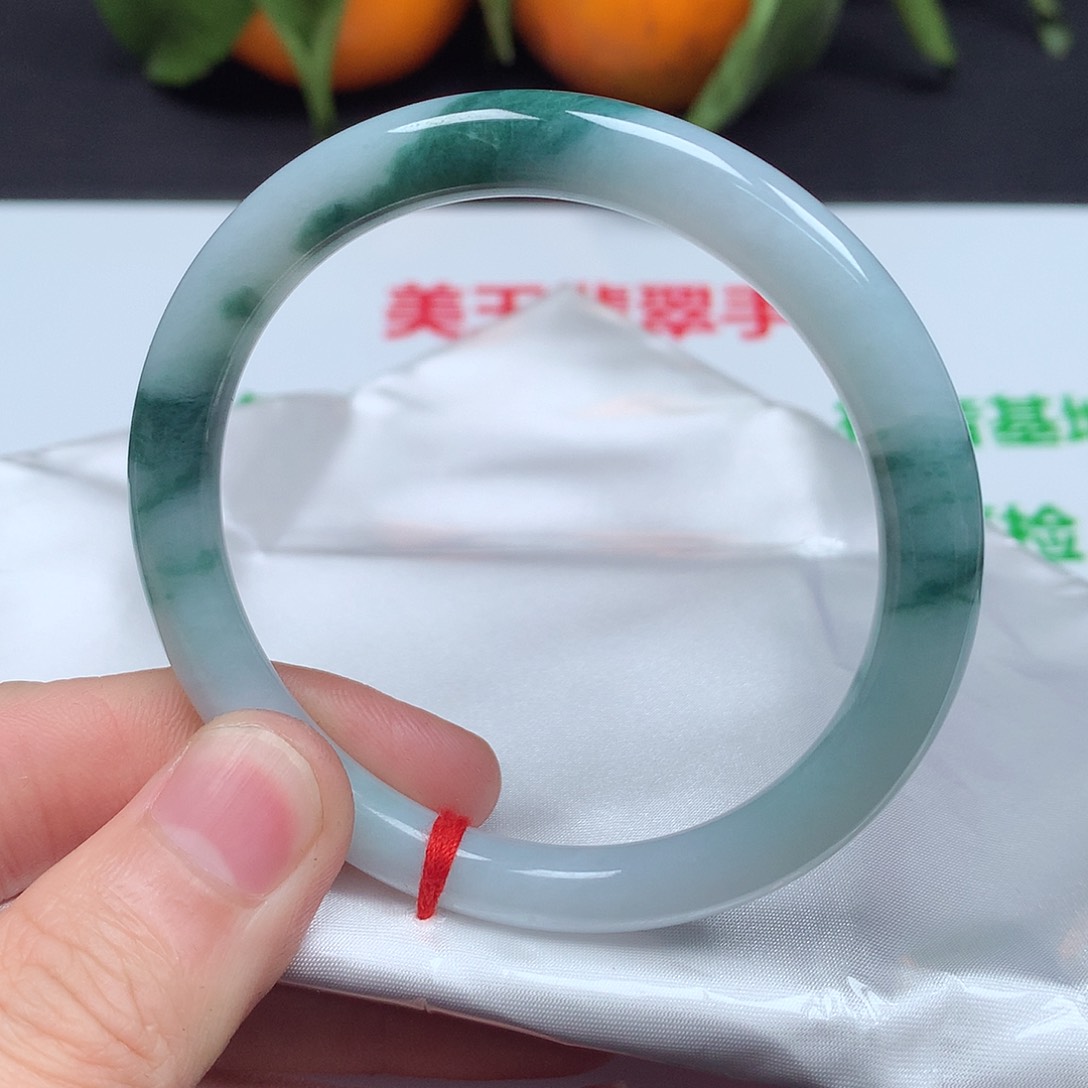 翡翠手镯未镶嵌58圆条