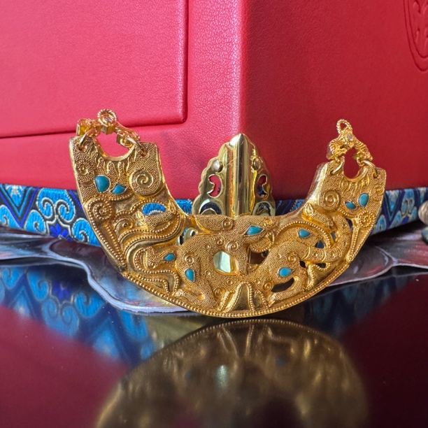 岳福珠宝足金吊坠