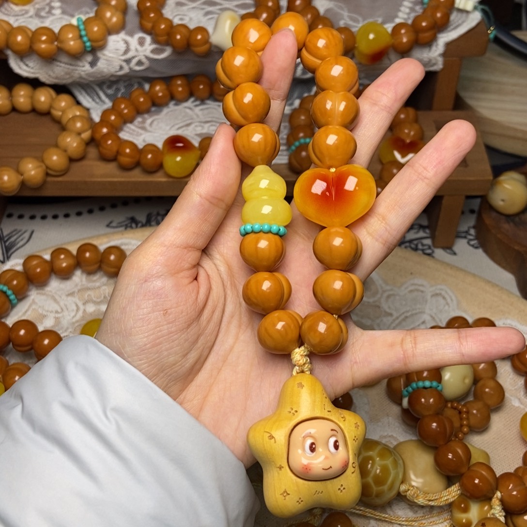 猴头核桃吊坠高定屁桃卡15