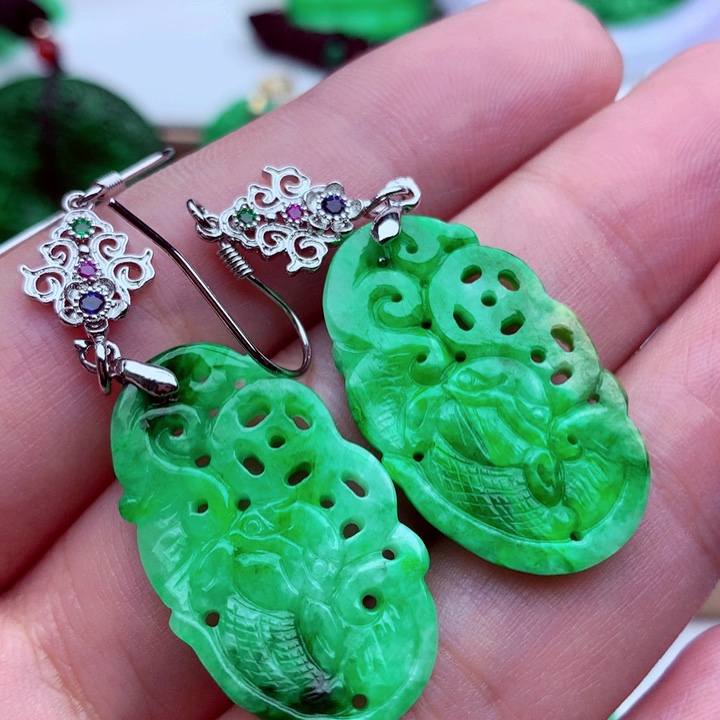 翡翠未镶嵌耳饰耳饰