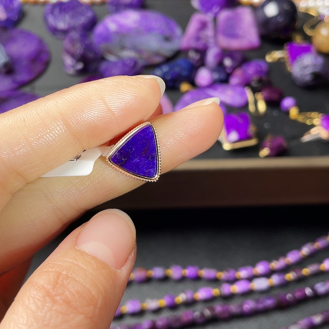 银S925镶嵌苏纪石（舒俱来）盒子