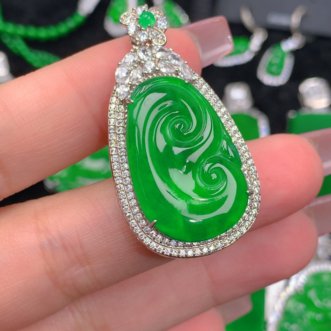 翡翠吊坠(不含链)银S925镶嵌