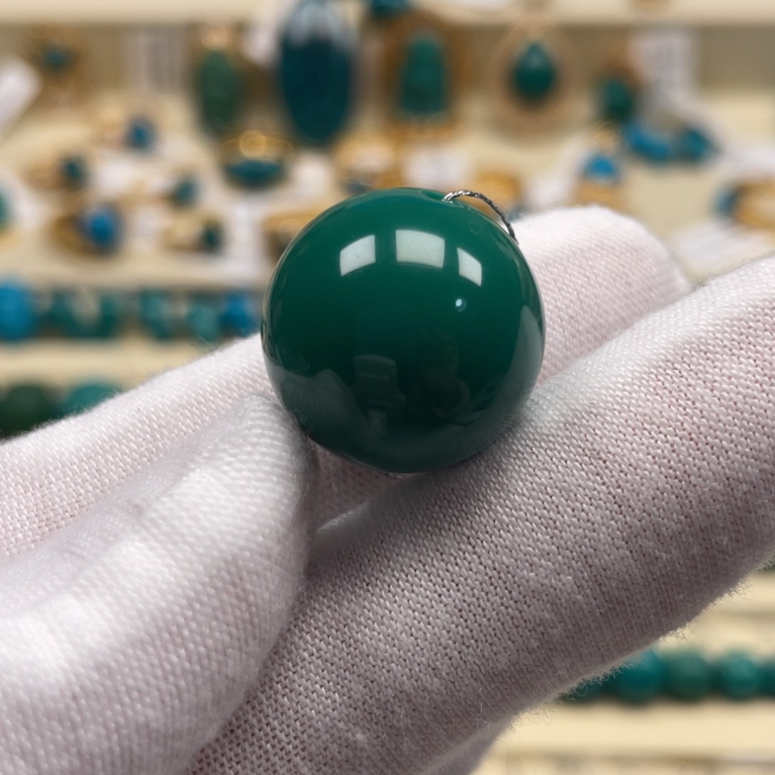 未镶嵌绿松石珠宝奇石