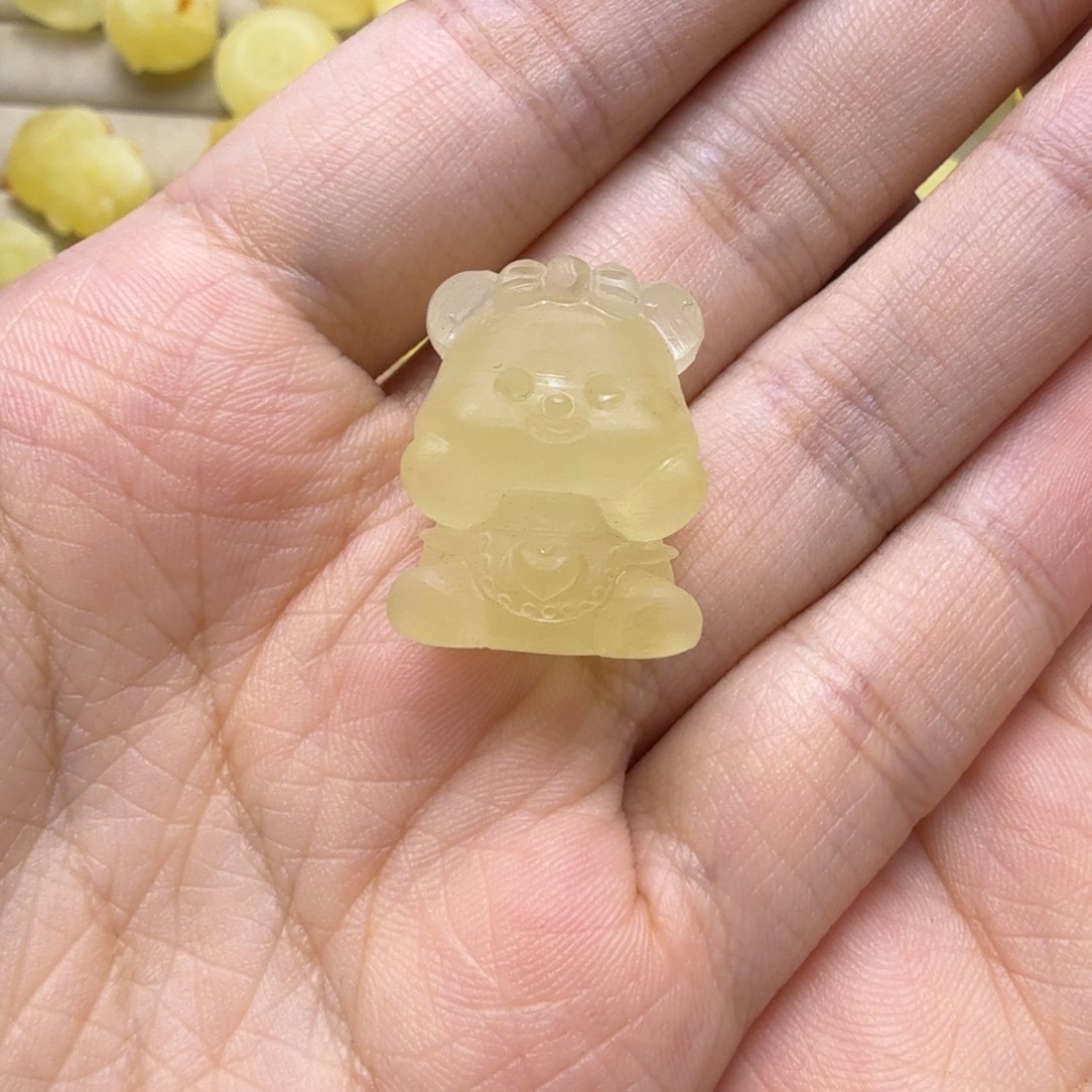 蜜蜡未镶嵌珠宝奇石