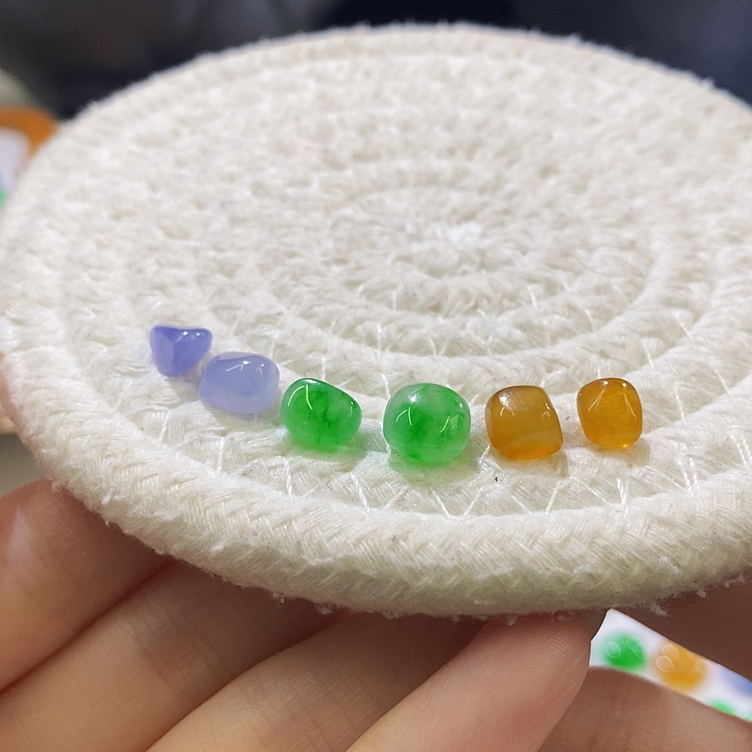 翡翠未镶嵌挂件一组裸石好划算