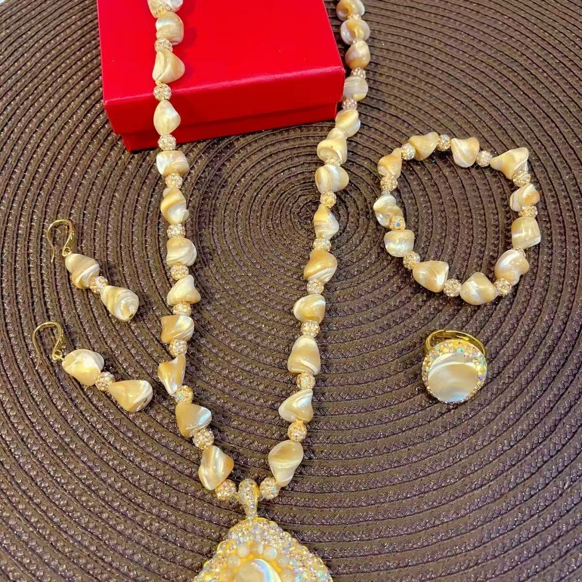 钛钢大理石项链 sadap百搭欧美轻奢金色坠链法式饰品民族风首饰