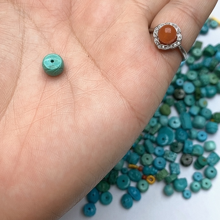 南红玛瑙未镶嵌珠宝奇石