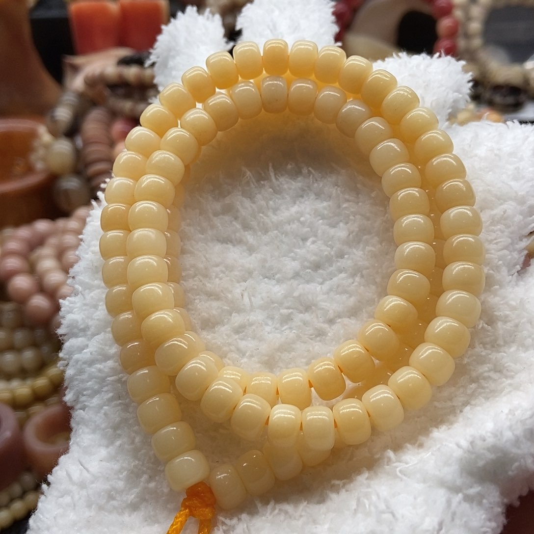 手串/手链驼骨8毫米黄透料108牛骨