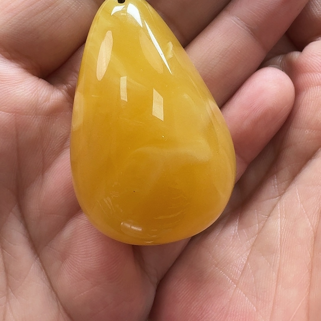 琥珀未镶嵌珠宝奇石116