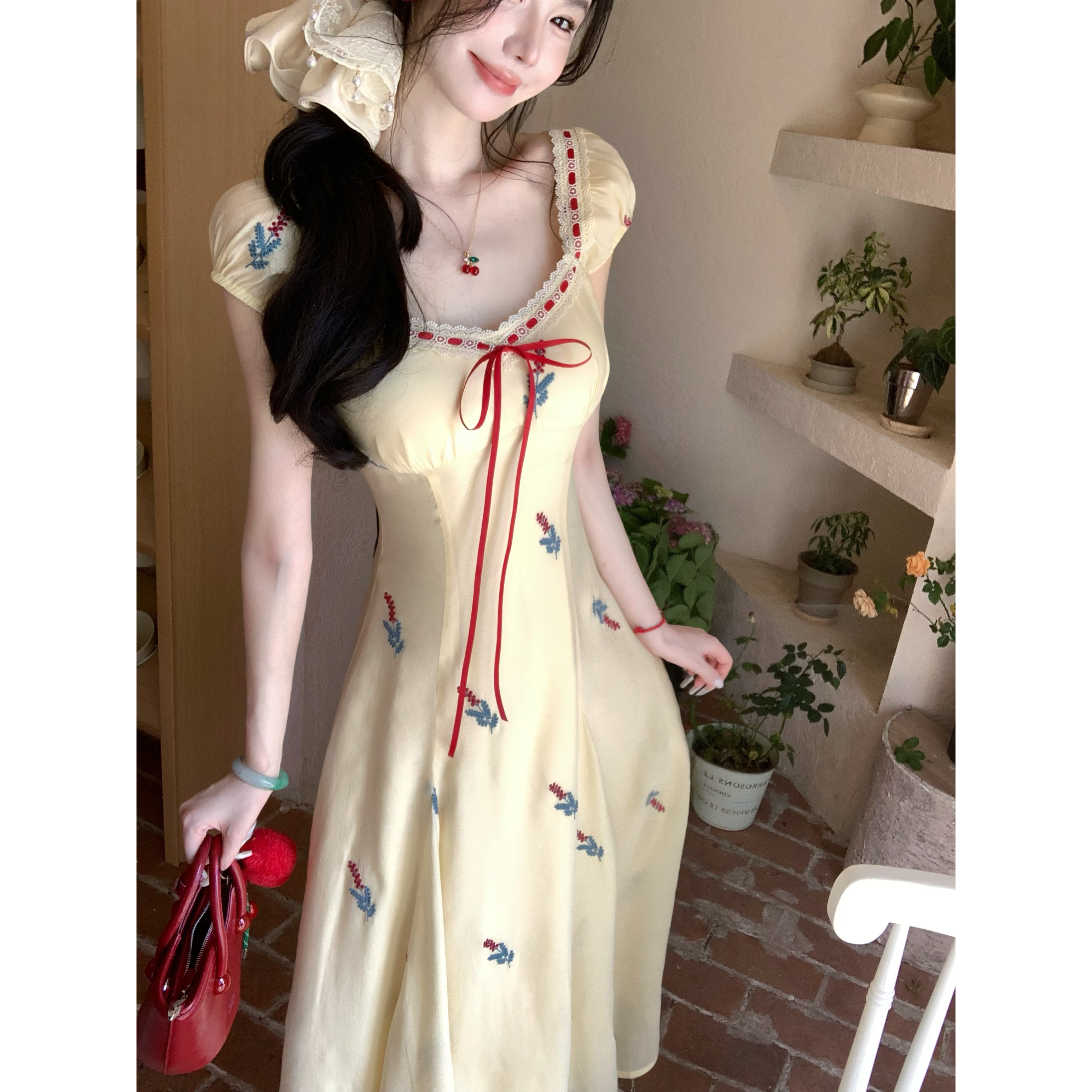 【雅乔定制】加州日出 领口系带复古花朵刺绣连衣裙DYCC-25048170