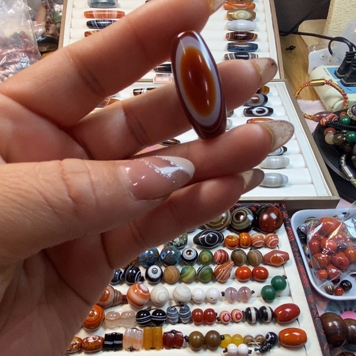 玛瑙/玉髓颈饰合金