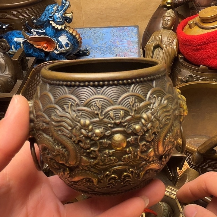 精美铜器批发档口