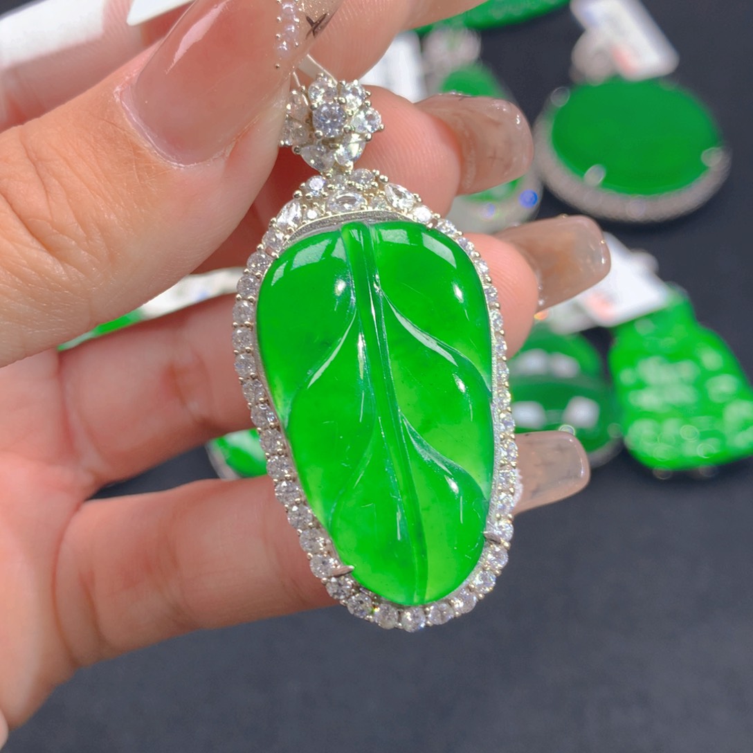 翡翠颈饰银S925镶嵌11111111111