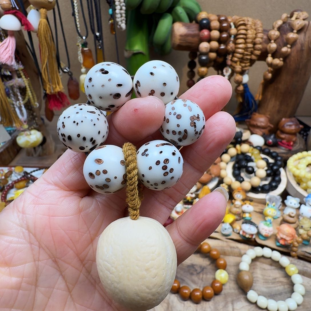 柏香籽/百香籽吊坠