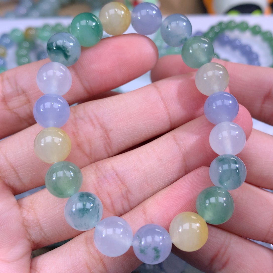 翡翠手链未镶嵌翡翠