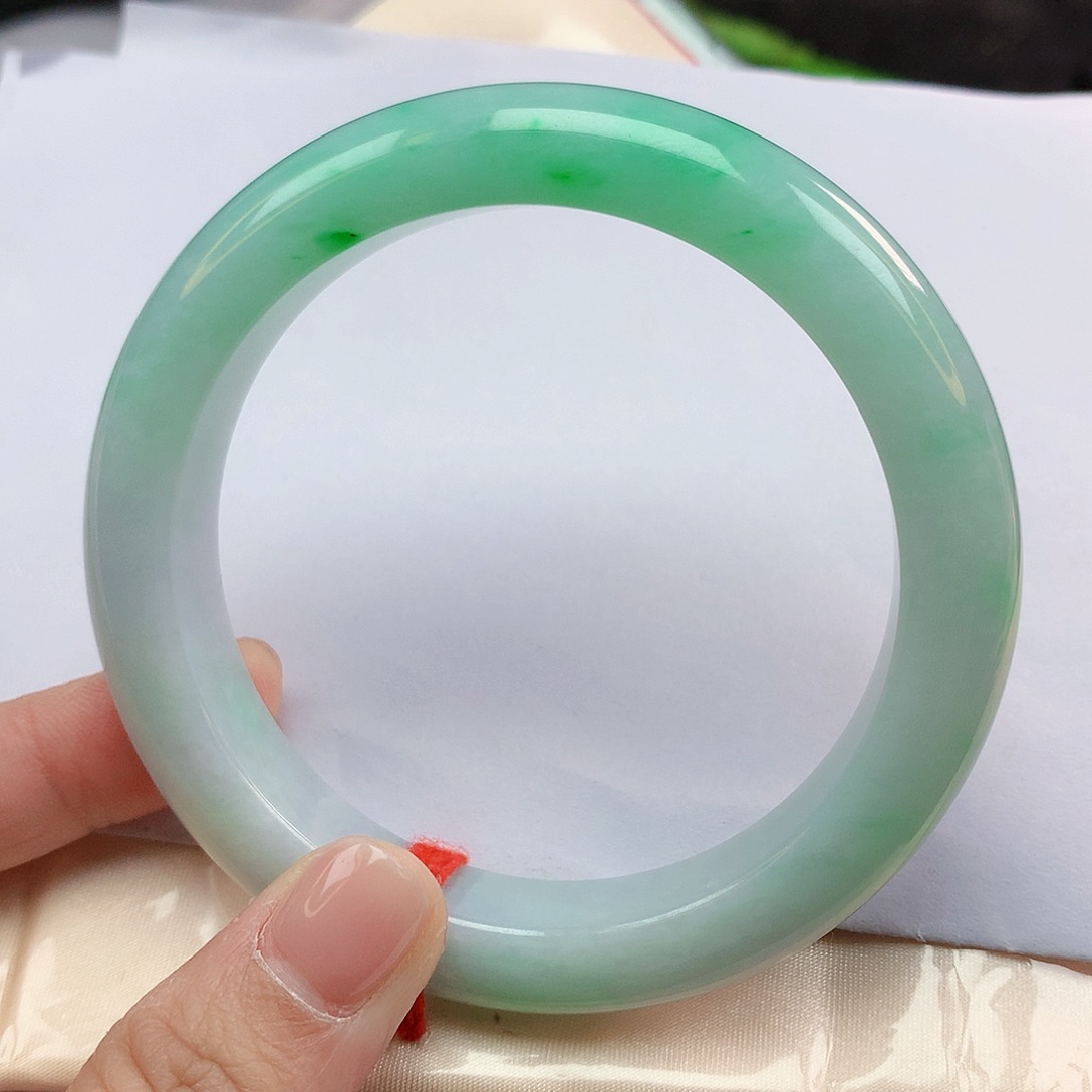 翡翠手镯未镶嵌62圈1943