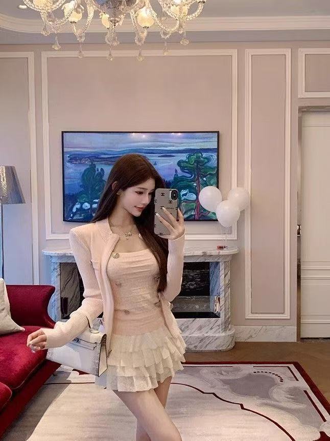 妮妮家预售链接《扣号备注编码》千金感衣服