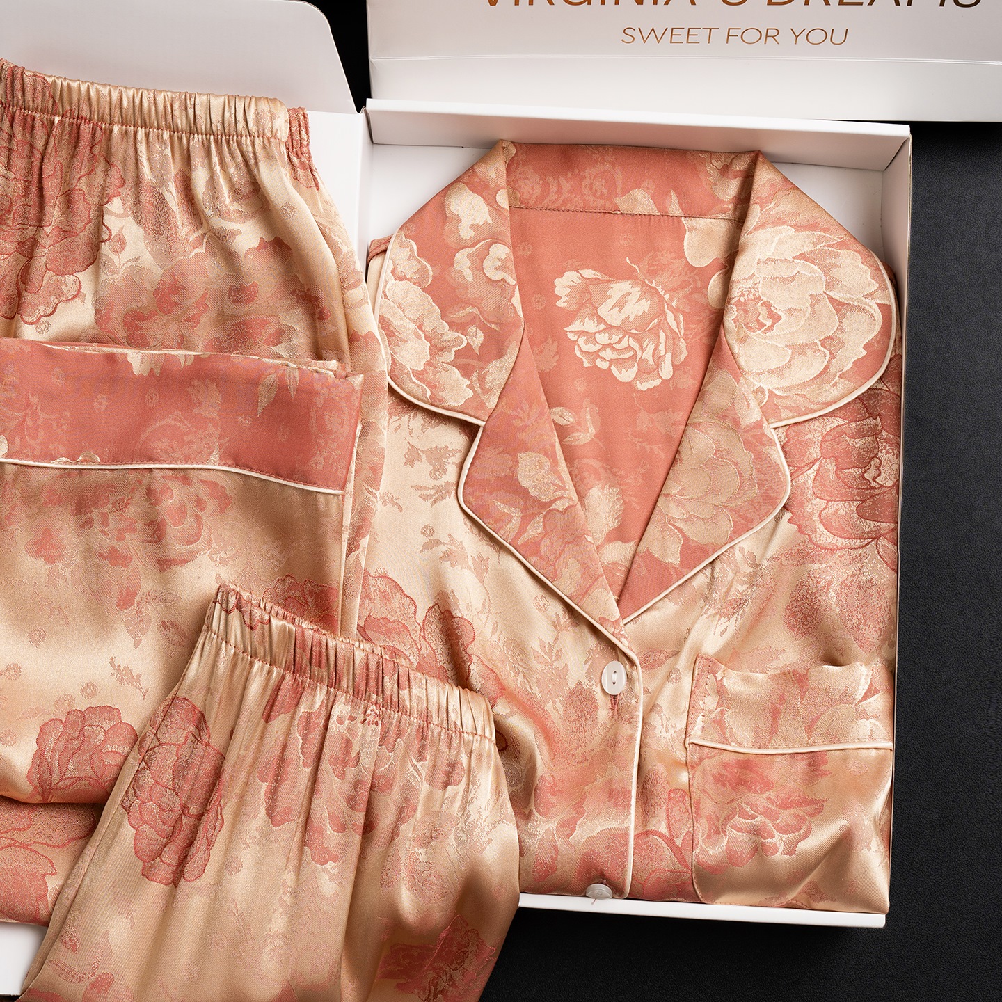 达芬奇密码叠翠鎏金2025年夏季睡衣女新款短袖三件套女家居服套装