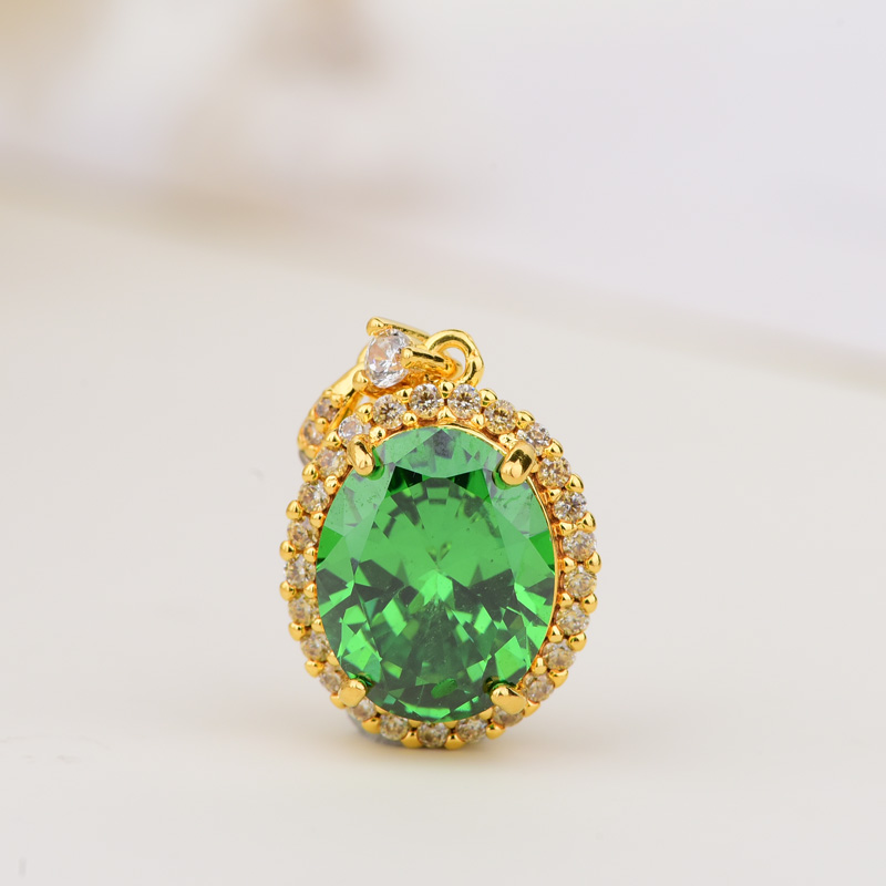 18k沙弗莱石榴石设计款吊坠LC835