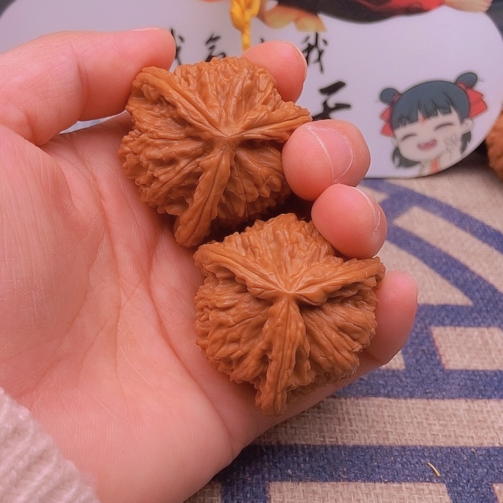 吊坠文玩核桃刚**山三棱