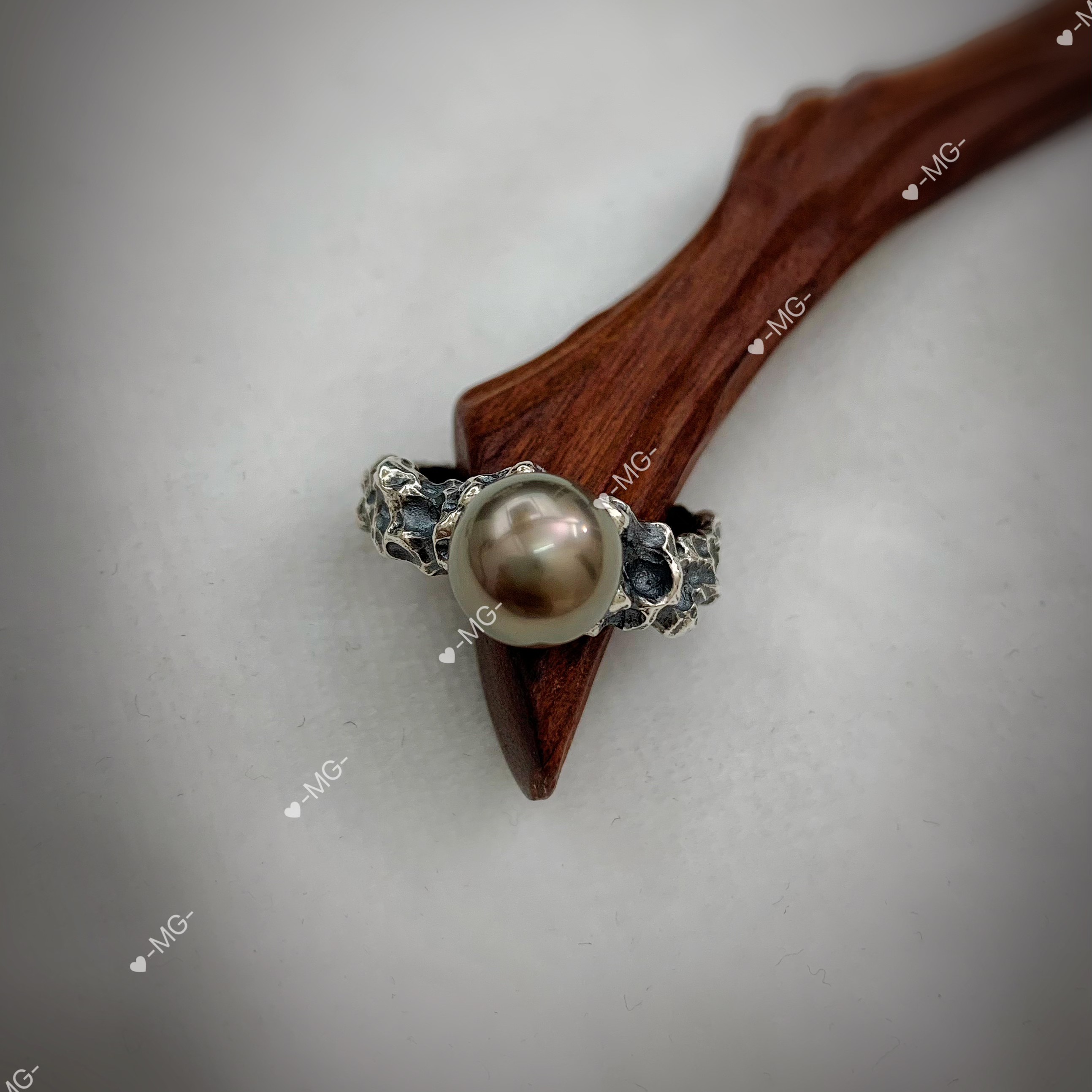 海水珍珠大溪地熔岩戒指