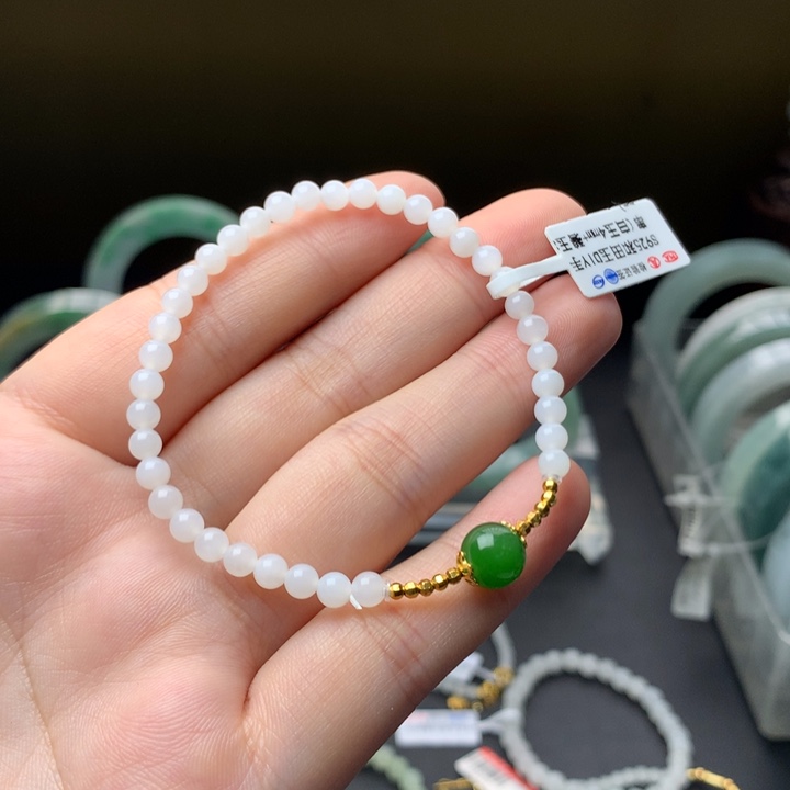 和田玉（糖玉）未镶嵌手链