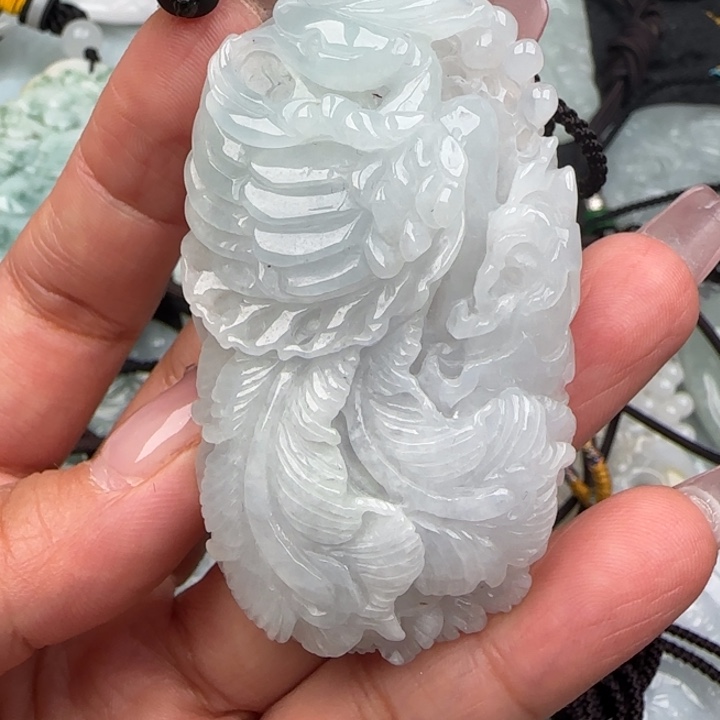翡翠挂件未镶嵌凤凰