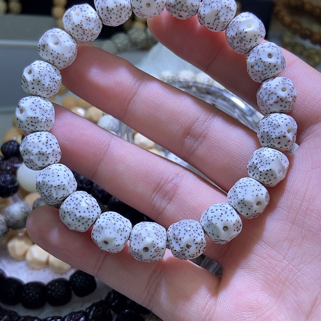 星月菩提吊坠无相