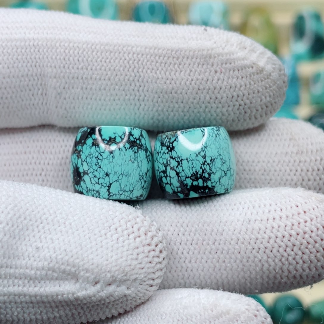 未镶嵌绿松石珠宝奇石