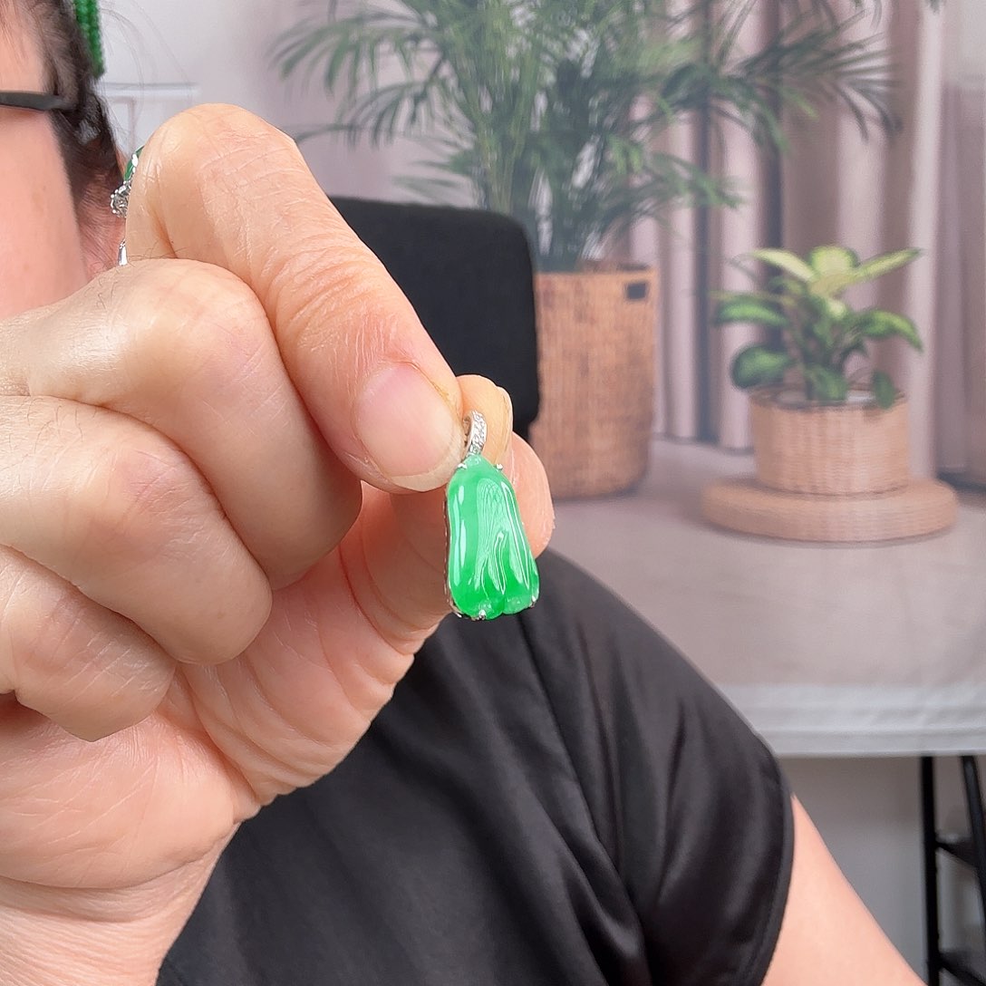 翡翠颈饰18K金镶嵌手到钱来