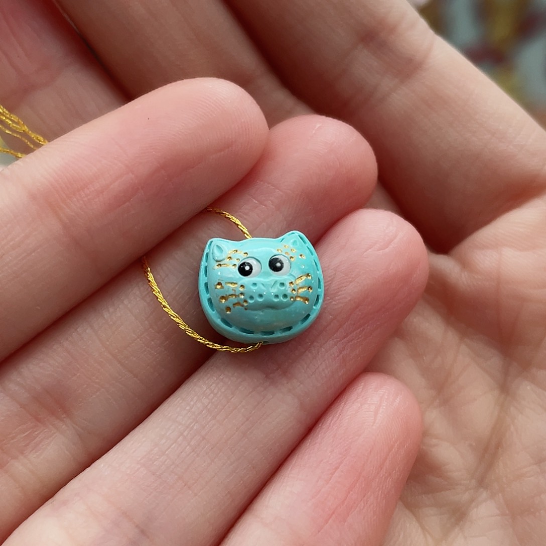 绿松石颈饰未镶嵌