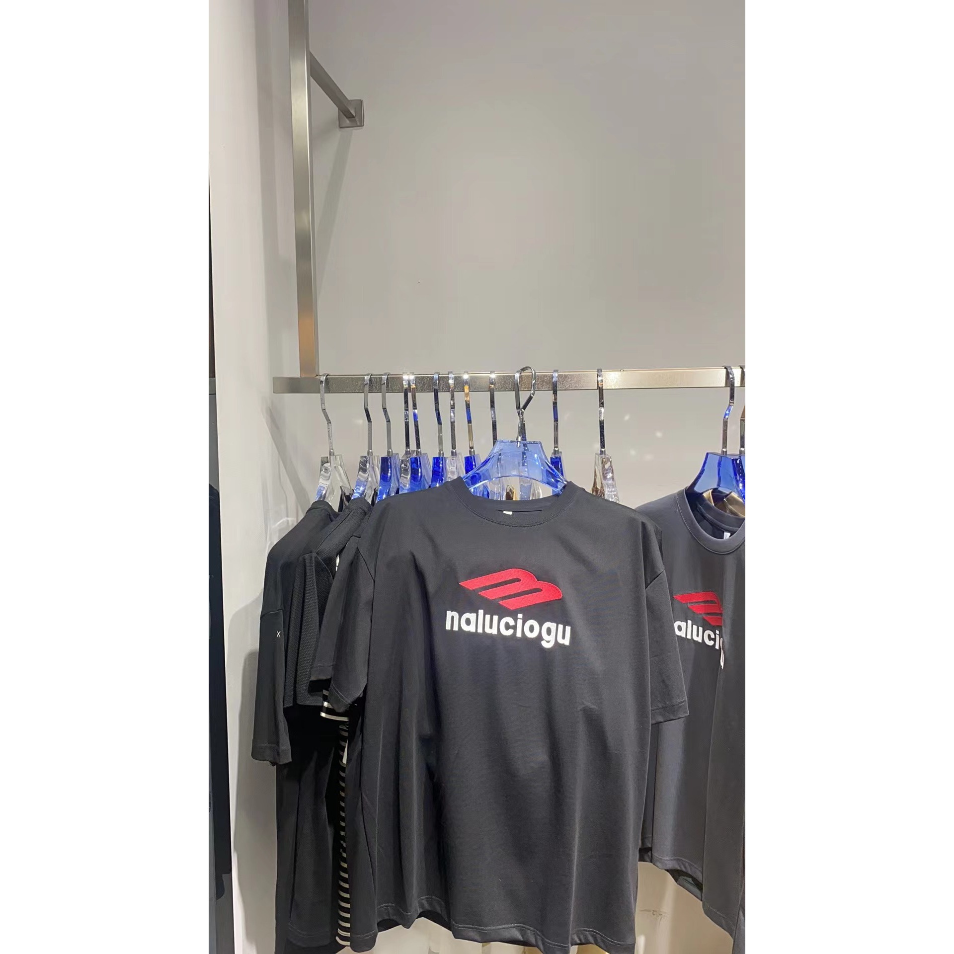 大占推荐 2068 潮牌简约休闲时尚短袖T恤