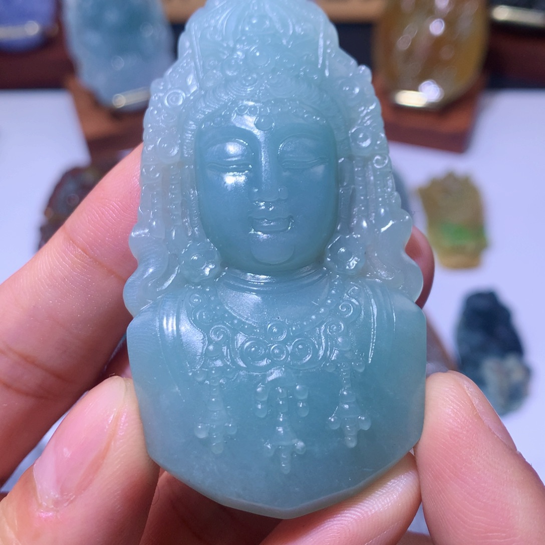 定制翡翠未镶嵌观音