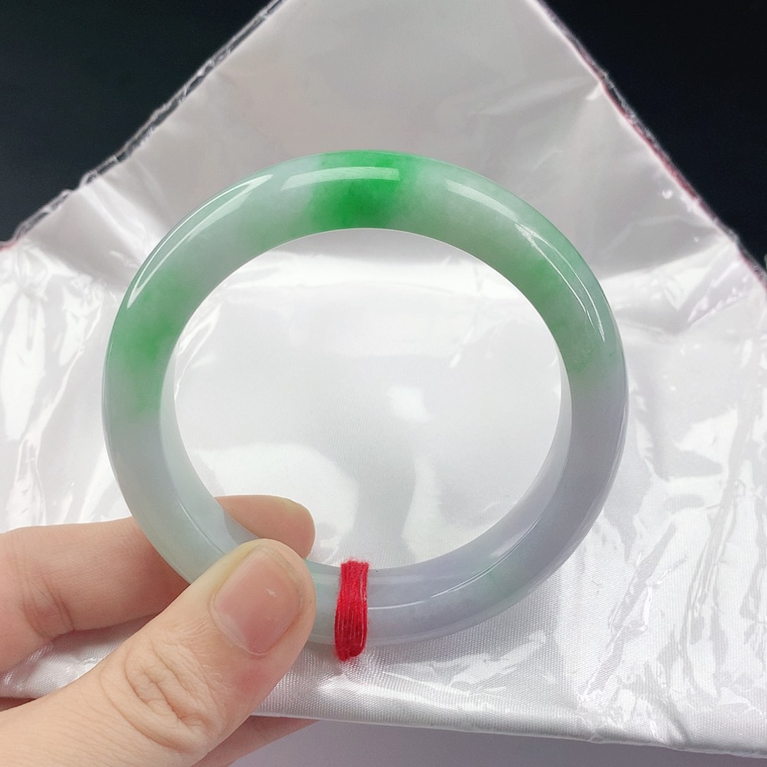翡翠手镯未镶嵌翡翠004