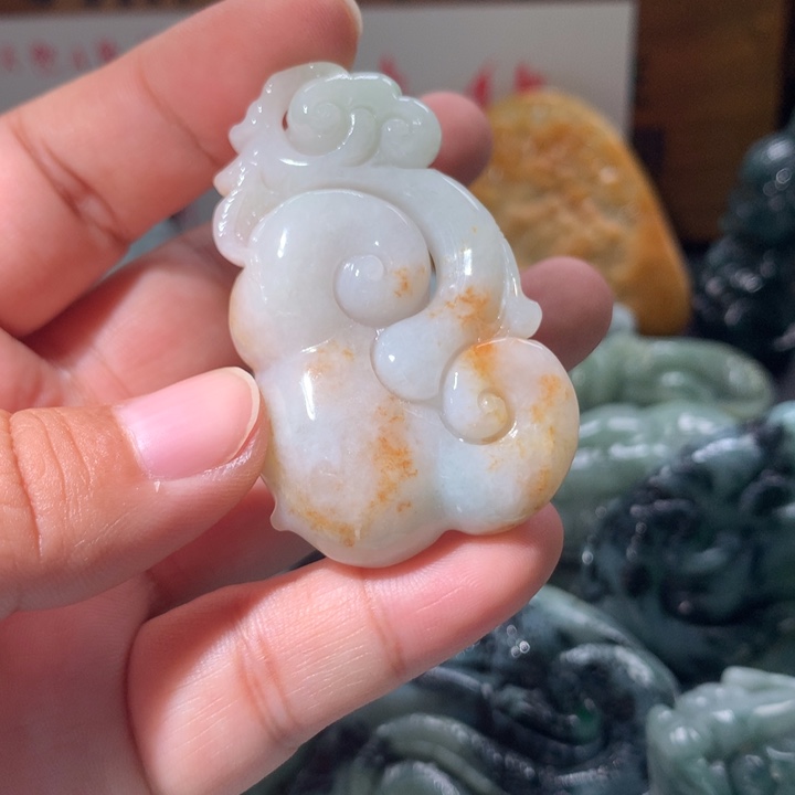 翡翠未镶嵌颈饰保真天然A货翡翠