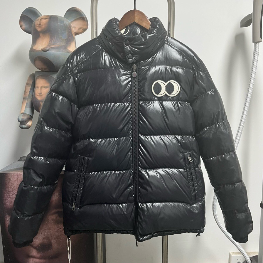 Moncler蒙口黑色双面羽绒服L3178尺码：4 衣长71 胸围60 99新