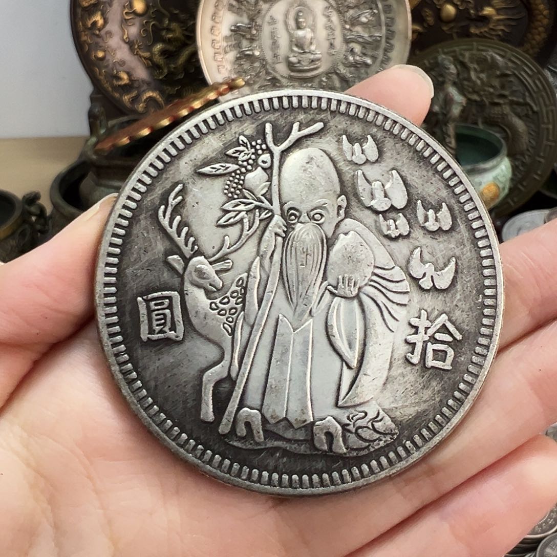 金属复古风格摆件