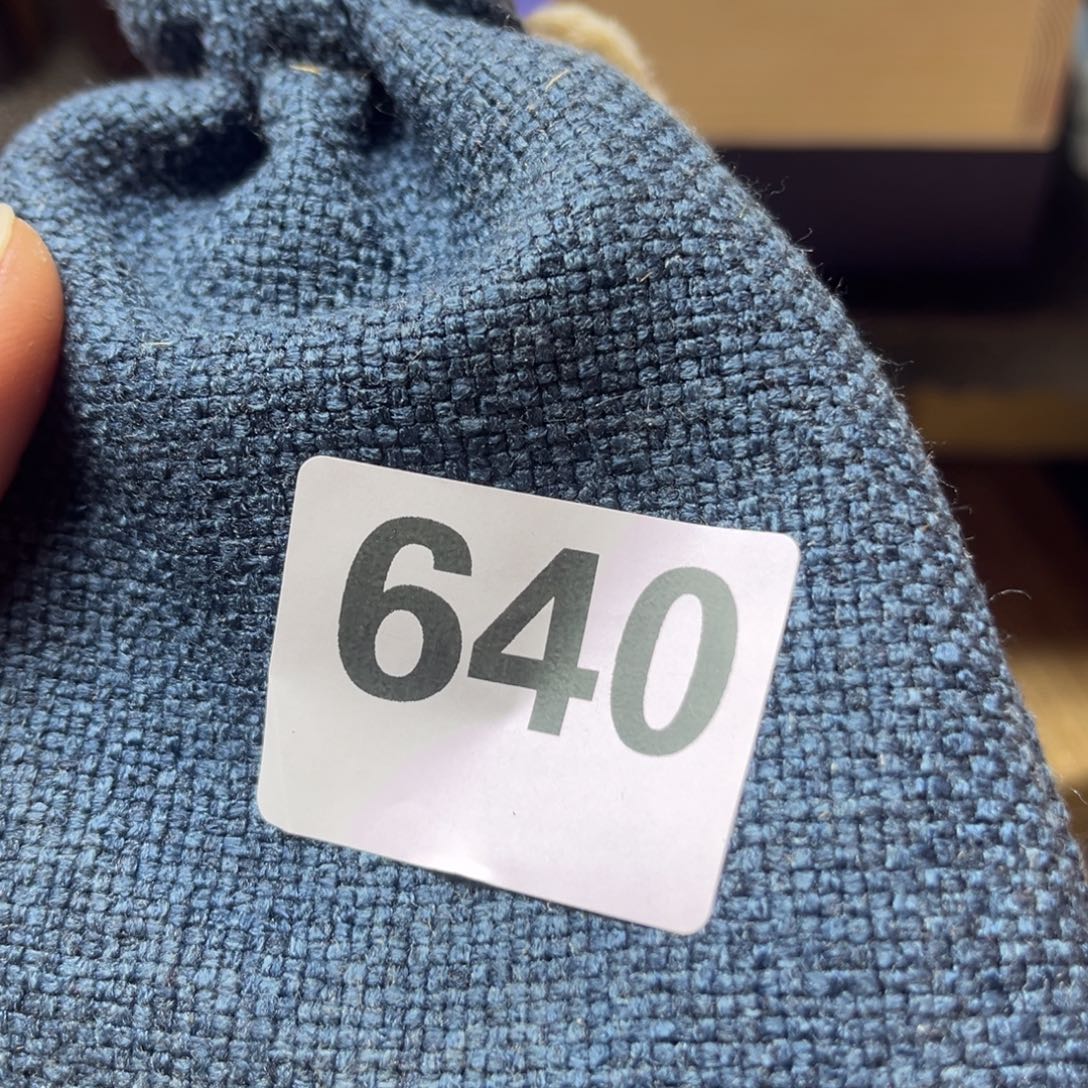 用***8大叶紫檀（黑酸枝木类）