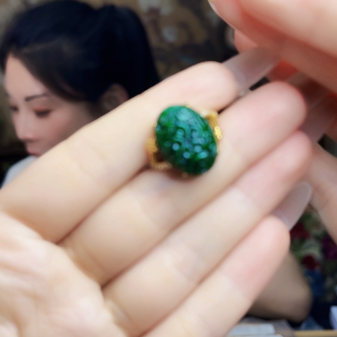 翡翠银S925镶嵌颈饰戒指