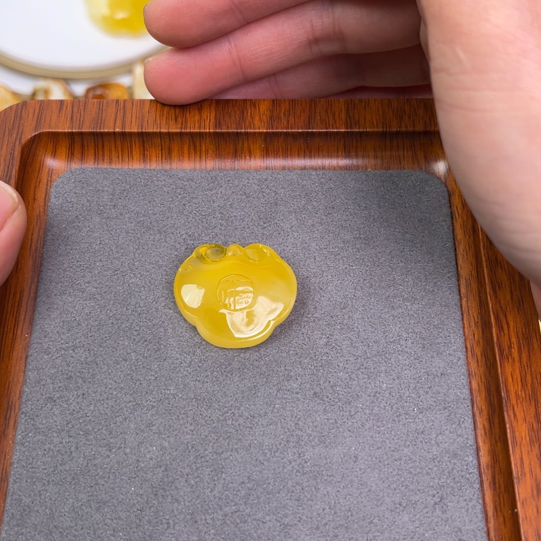 琥珀颈饰未镶嵌蜜蜡平安锁
