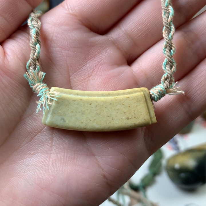 岫岩河磨玉（透闪石质玉）挂件未镶嵌