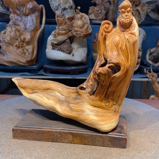 柏木（崖柏）根雕摆件