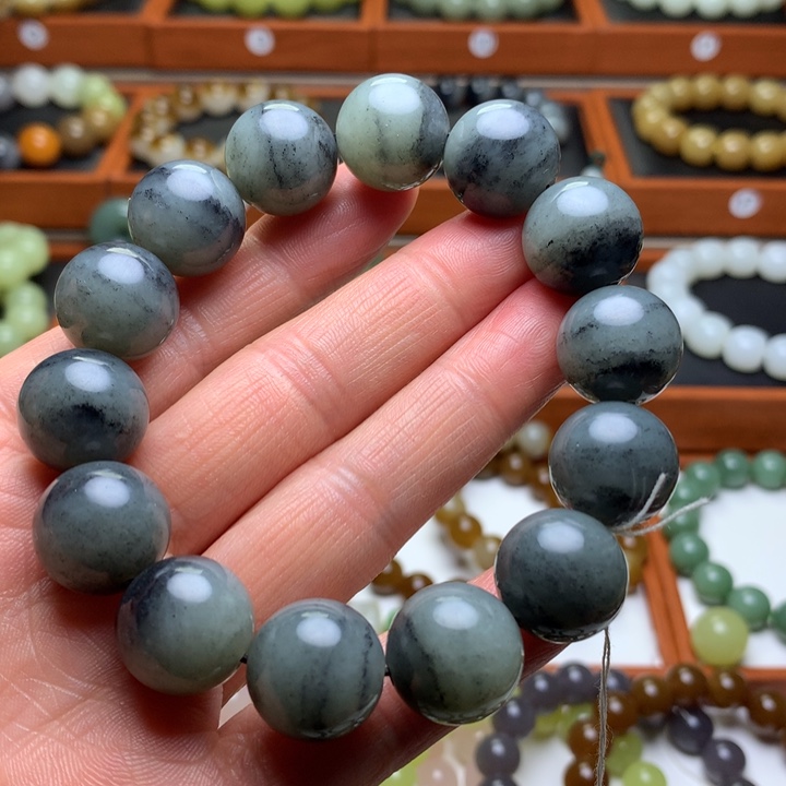 和田玉手串未镶嵌