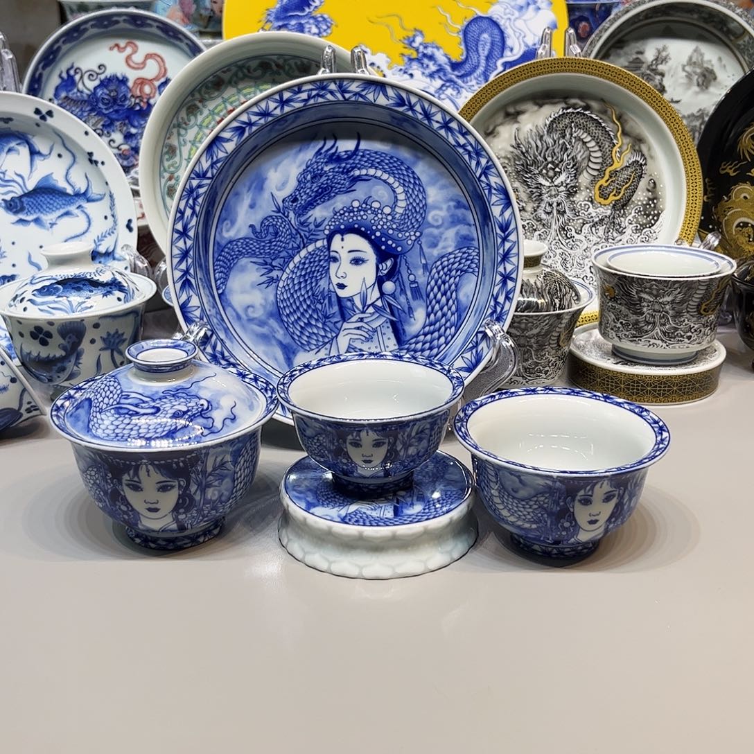 景德镇陶瓷艺术品