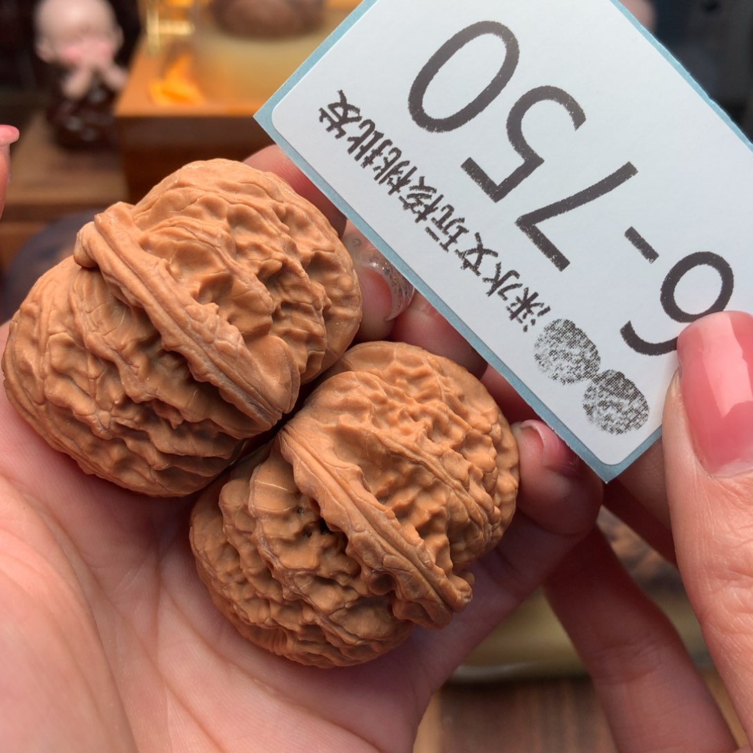 文玩核桃把件43球白