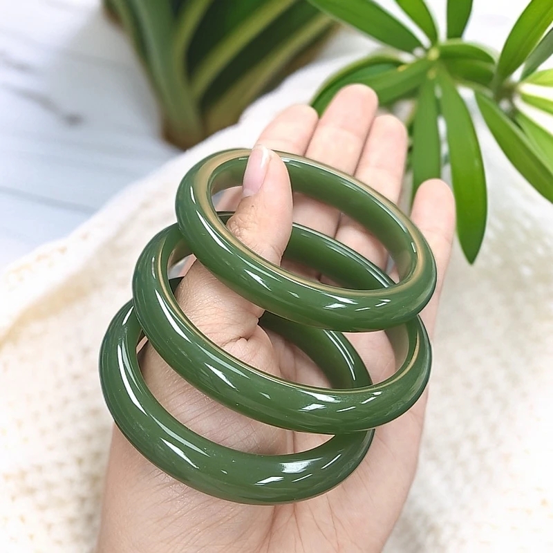 新疆若羌牛油果正宽手镯多样性发一